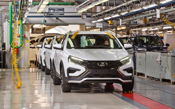 Lada Vesta получила новые опции и подорожала: разбираемся в ценах :: Autonews1