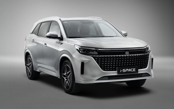 Новые BAIC BJ60, Evolute i-Jet, Geely Atlas. Какие еще автомобили можно купить зимой 2024 года в России :: Autonews8