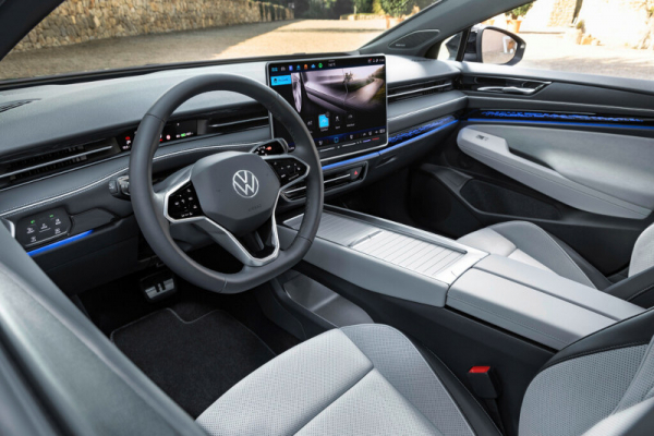 Volkswagen представила электрический универсал ID.7 Tourer с запасом хода до 685 км и ChatGPT