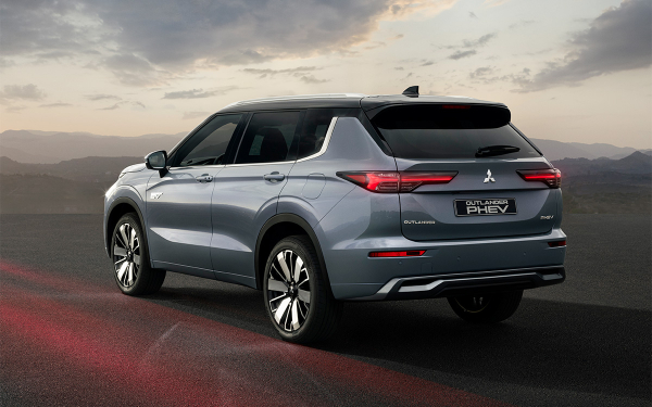 Обновленный Mitsubishi Outlander PHEV: основные изменения и технические характеристики :: Autonews1