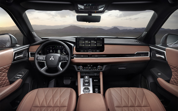 Обновленный Mitsubishi Outlander PHEV: основные изменения и технические характеристики :: Autonews2