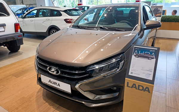 Autonews.ru проверил, есть ли Lada Iskra у дилеров: репортаж :: Autonews5