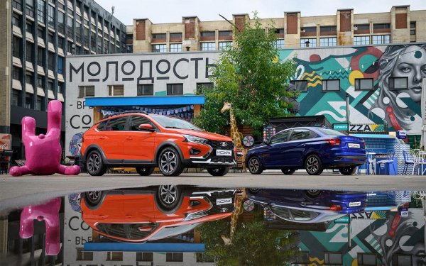 Chego zhdat ot lada iskra tri kuzova dva motora i malo mesta autonews e818039.jpg