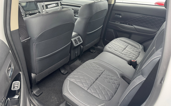 Как купить Mitsubishi Outlander 2022 из Китая в 2025 году: цена, документы, риски :: Autonews2