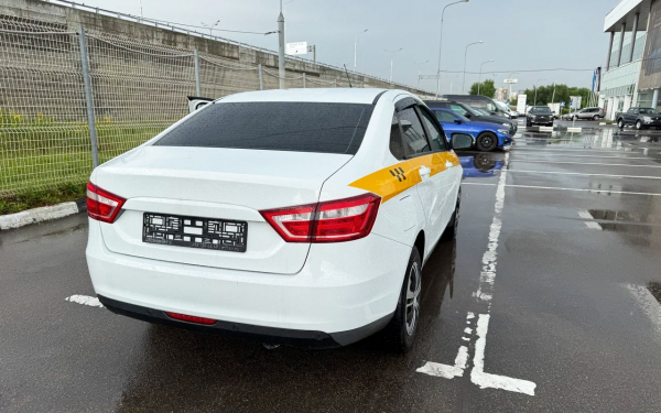 Lada Vesta с пробегом 400 тыс. км: обзор :: Autonews9