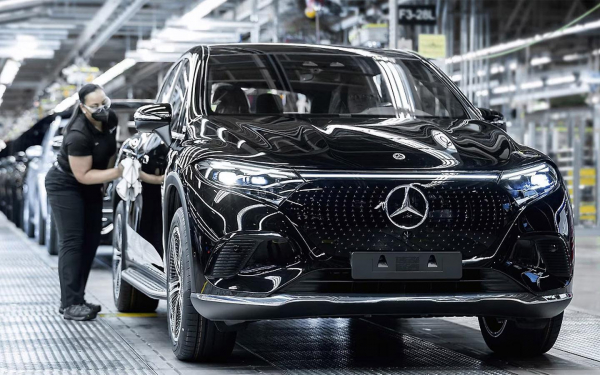 Mercedes benz rezko sokratil pribyl v pervom polugodii cifry i prichiny autonews 2ea9b8f.jpg