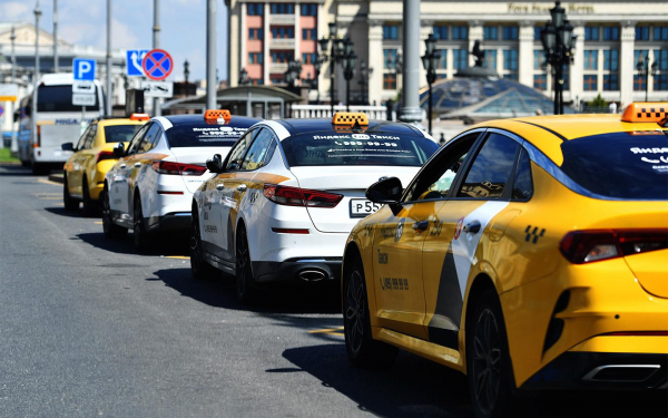 Штраф для нелегальных таксистов в аэропортах Москвы: подробности и размер :: Autonews2
