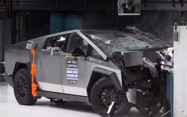 Tesla cybertruck proshel krash test pervye podrobnosti autonews efcc238.jpg